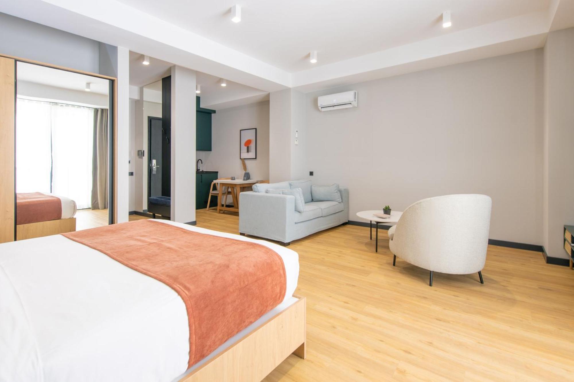 Qstay Gratus Tbilisi Exterior photo