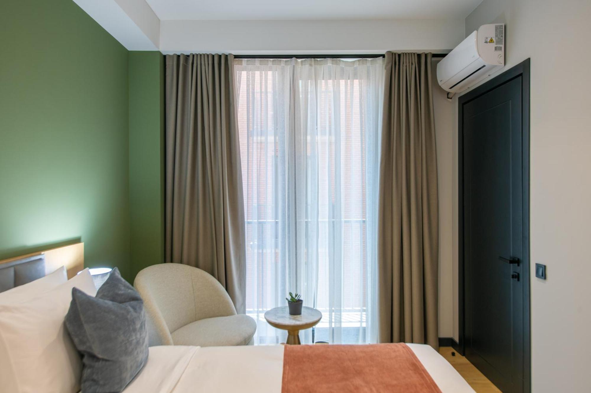 Qstay Gratus Tbilisi Exterior photo