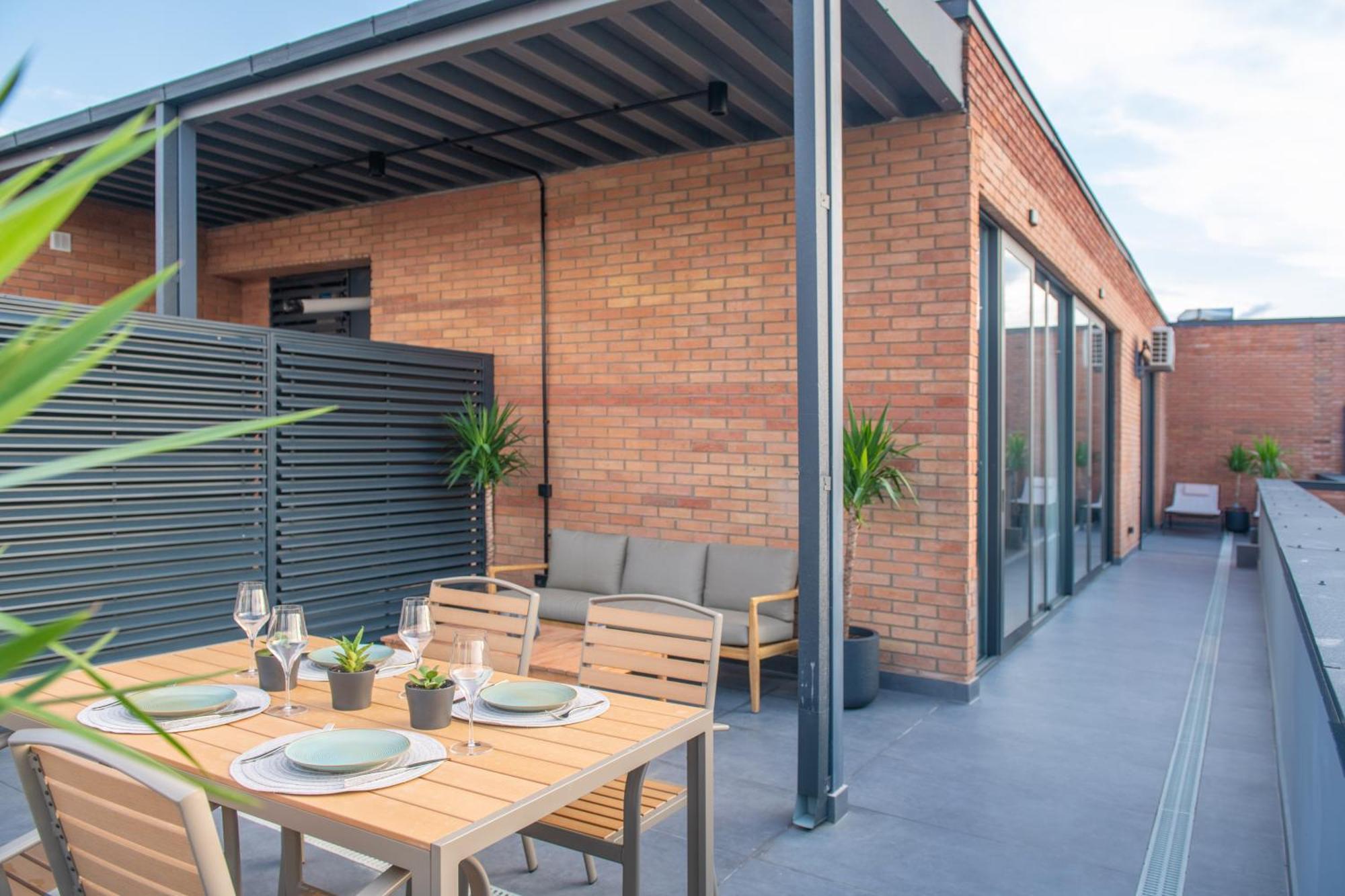 Qstay Gratus Tbilisi Exterior photo