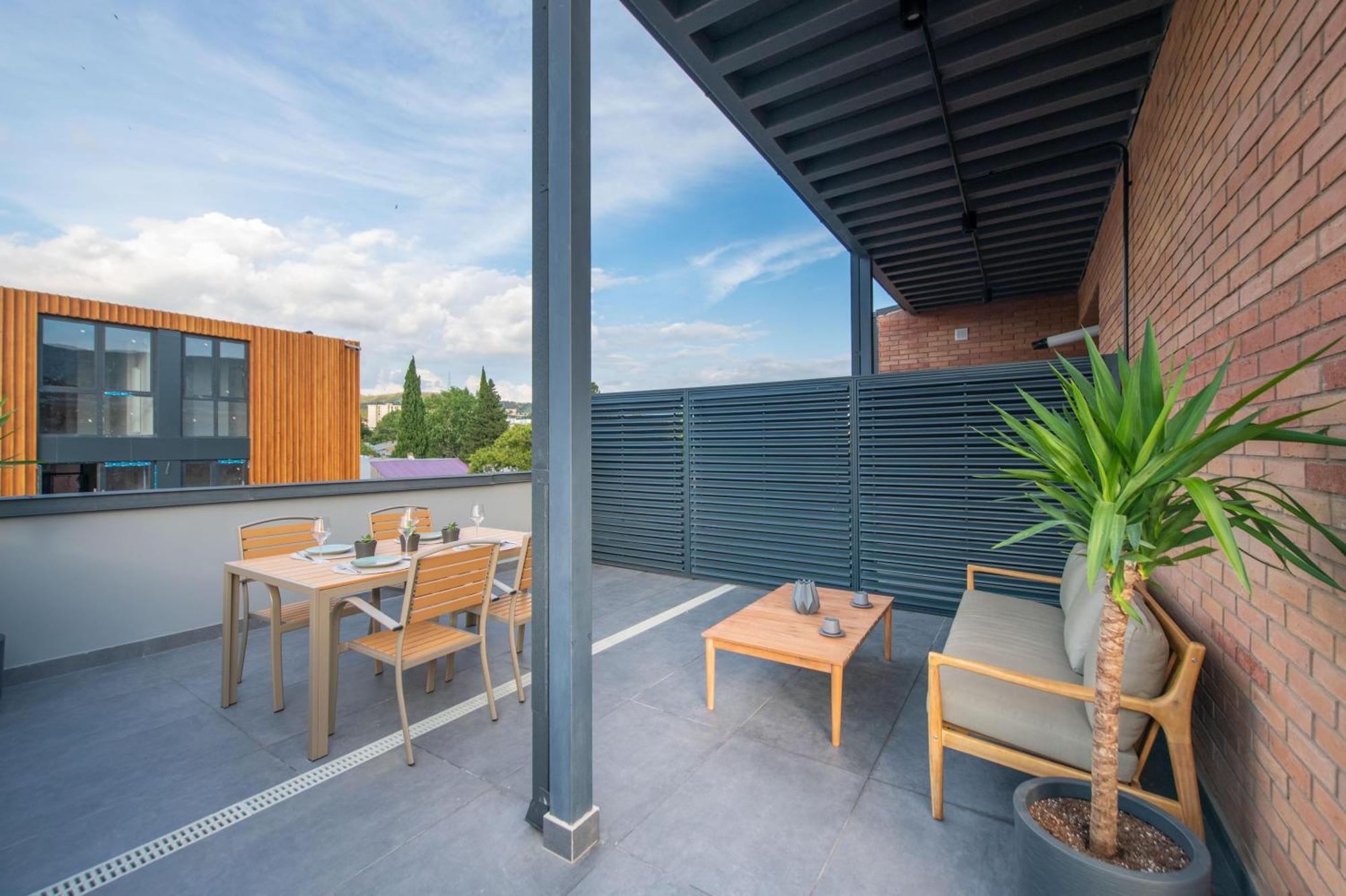 Qstay Gratus Tbilisi Exterior photo