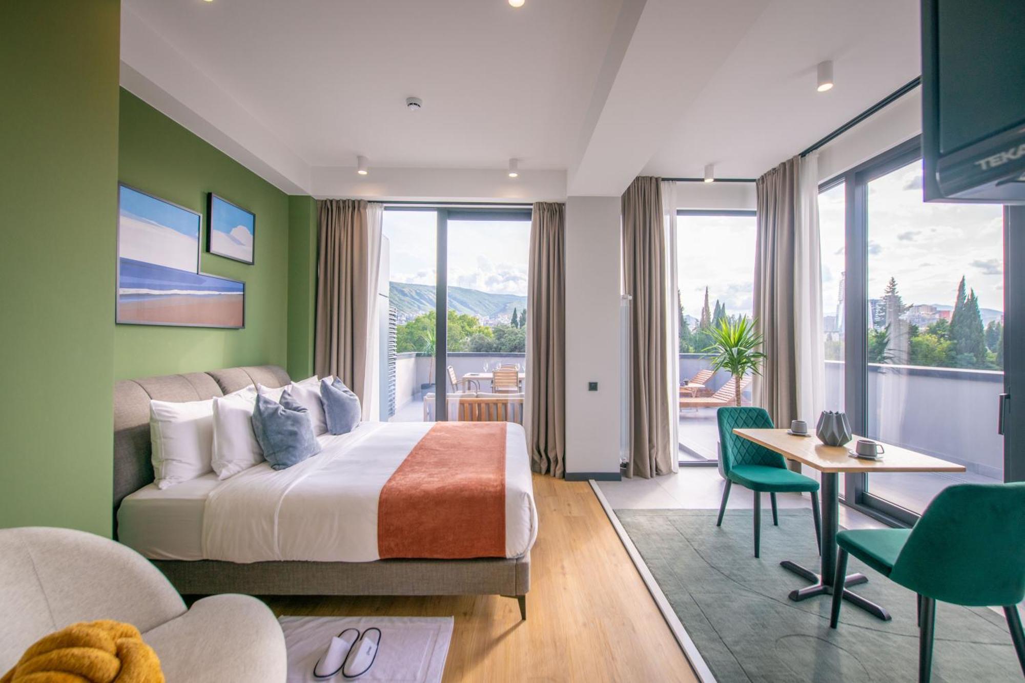 Qstay Gratus Tbilisi Exterior photo